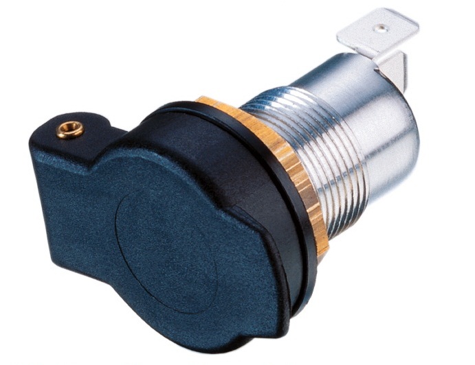Einbau-Normsteckdose, Metall, mit Schnappdeckel 16A